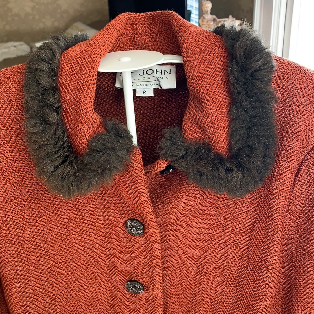 St John faux fur cropped blazer. Gorgeous . Looks great dressy or with jeans